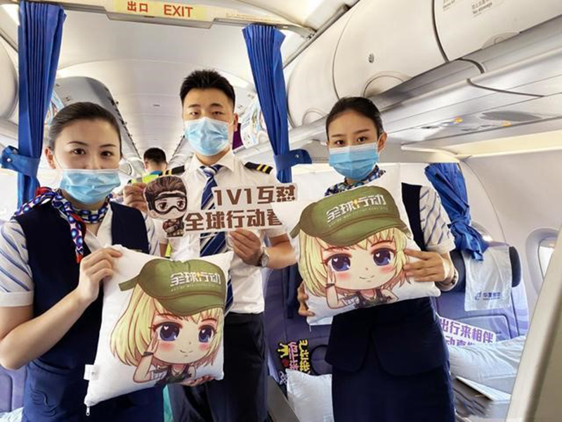圖6：小秋莎的卡通形象登上了華夏航空的客機